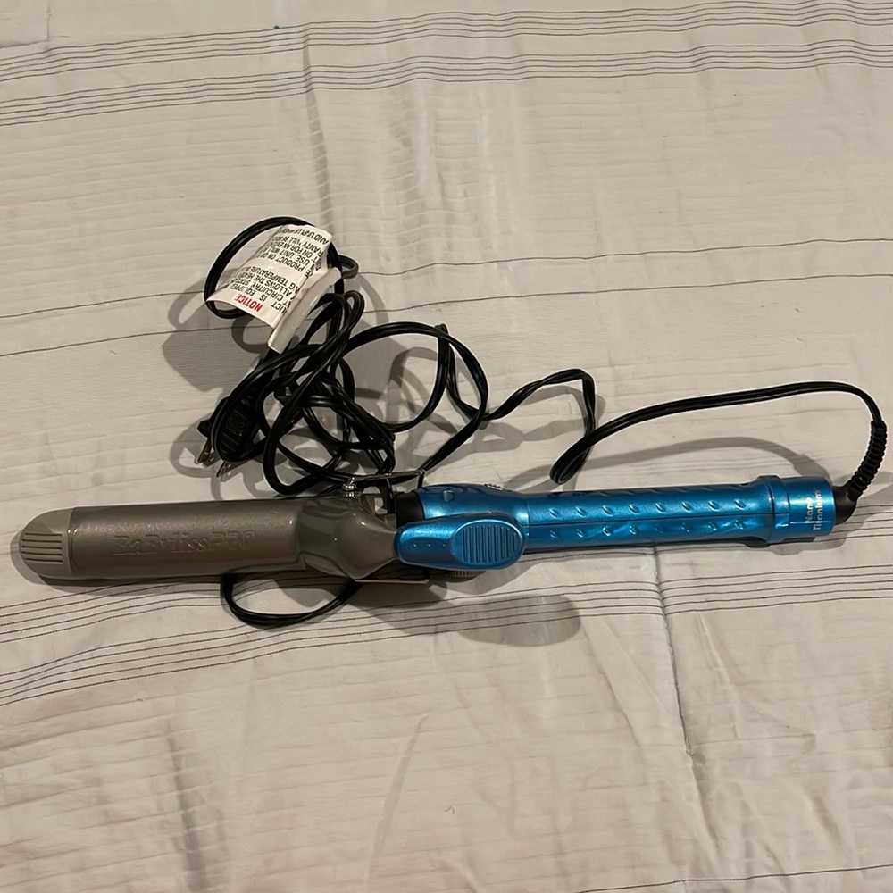 Babyliss pro curling iron